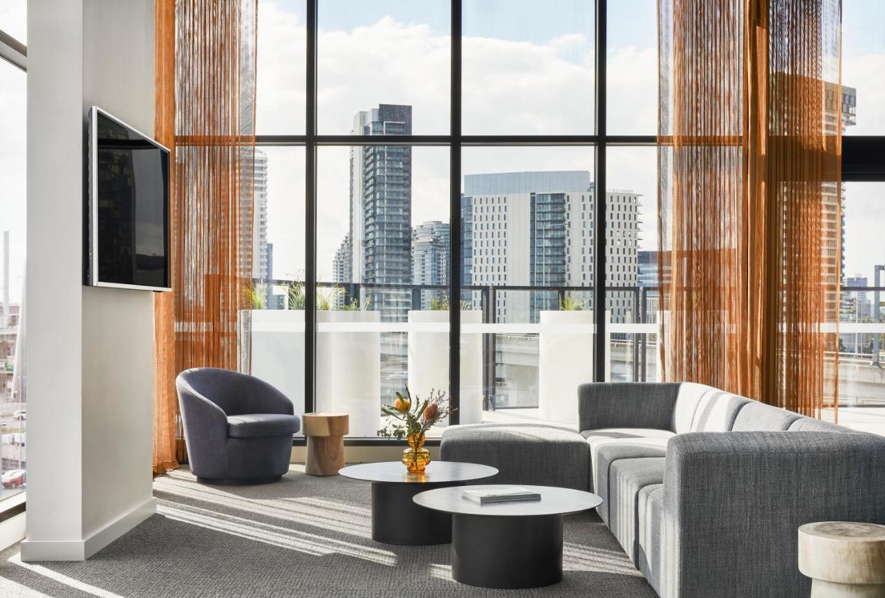 Oakwood Premier Melbourne Aparthotel Exterior foto The interior of a typical apartment